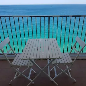 https://apartamento-en-primera-linia-vistas-al-mar.topcostabravahotels.com